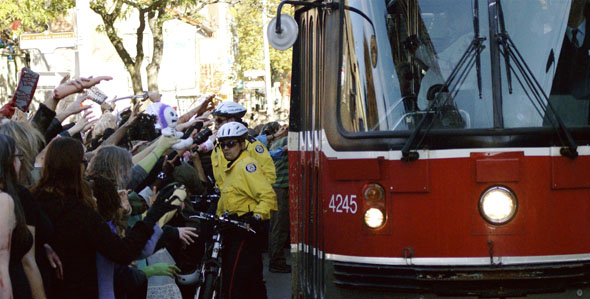 Toronto Zombie Walk 2008 welcomes a TTC streetcar