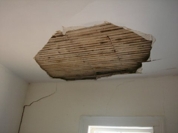 Damaged Roof in Sarah MacLennan's Home