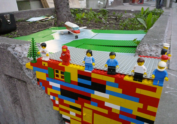 2011522-street-lego.jpg