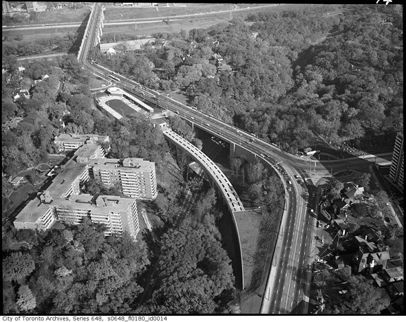 201252-bloor-viaduct-aerial-1965.jpg