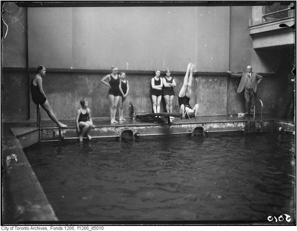 2012618-toronto-ladies-swim-club-1925-f1266_it5010.jpg