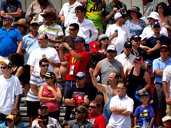 Honda Indy grandstand crowd