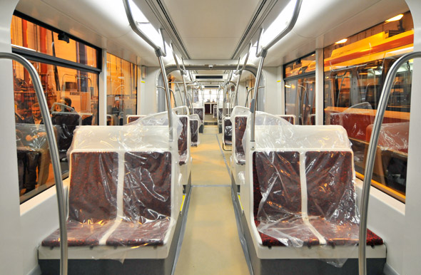 20121115-streetcar-int-length.jpg