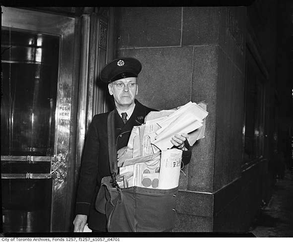 201413-postman-1947.jpg